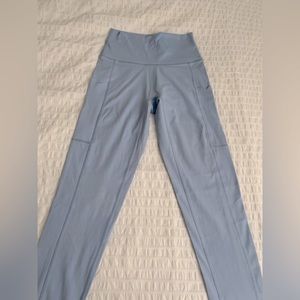 Aerie Offline High Waisted Scallop Ankle Leggings | Size S